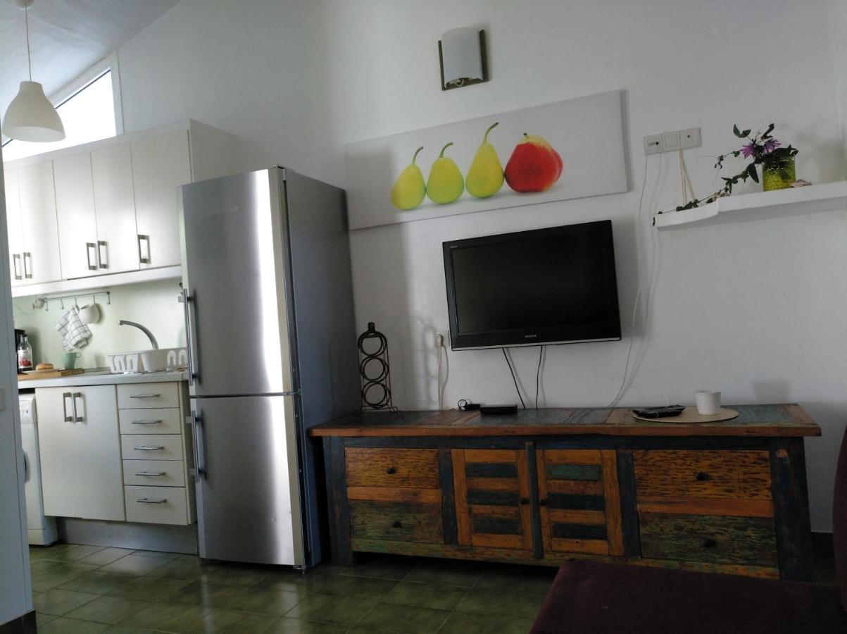 2 Calle Las Azucenas Playa Del Aguila  エクステリア 写真